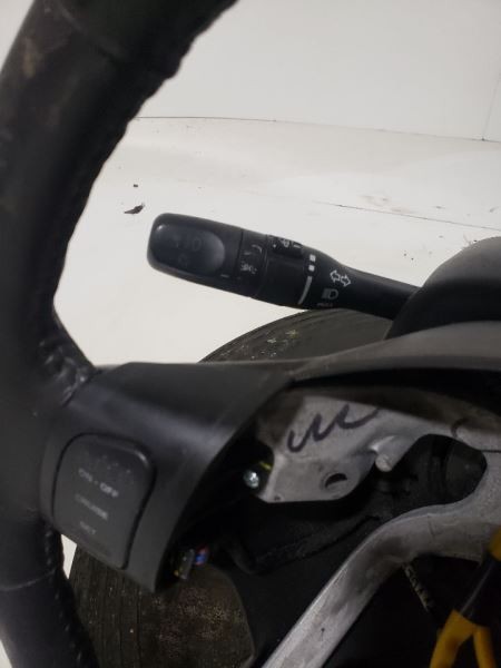 Ignition Switch Fits 2005-2007 LIBERTY OEM