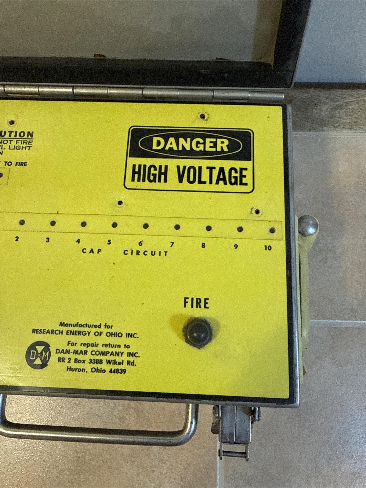 REO BM75- 10z Electric Blasting Machine