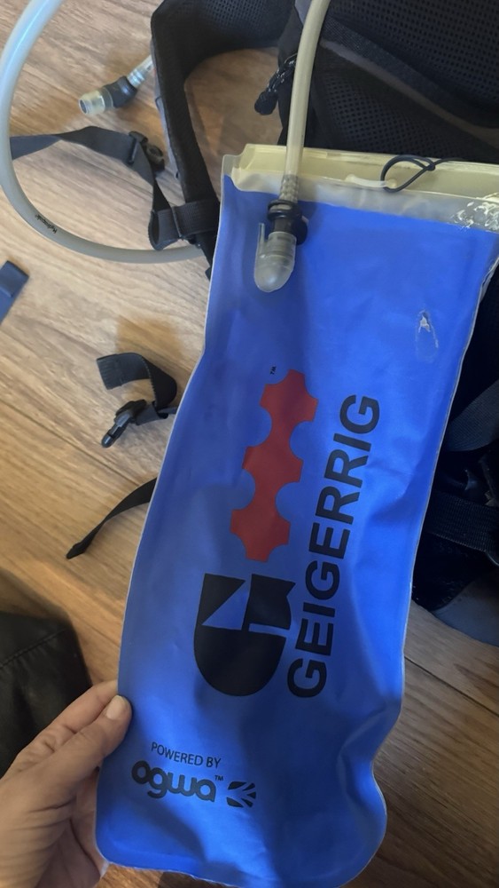 Geigerrig RIG 1200 Hydration Backpack w/ Pump System – Needs Bladder Repair
