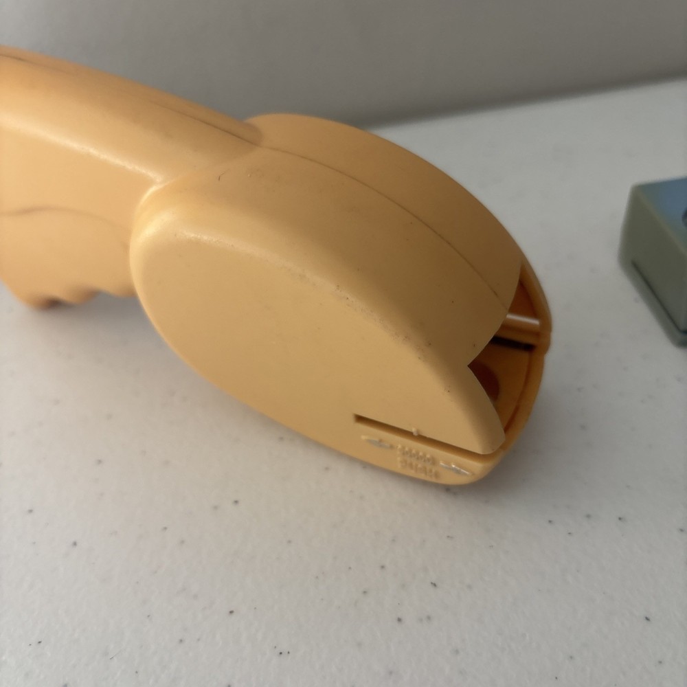 Interchangeable Punch- 12 Punches & Handheld Punch