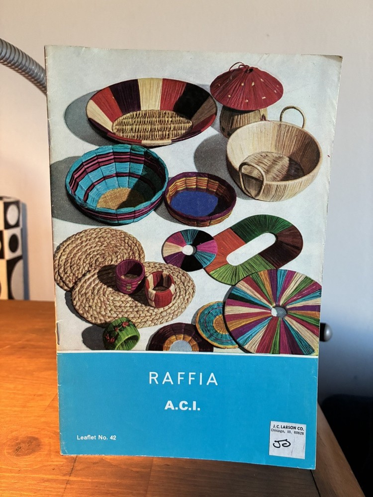 Vintage Raffia Makers Booklet Guide