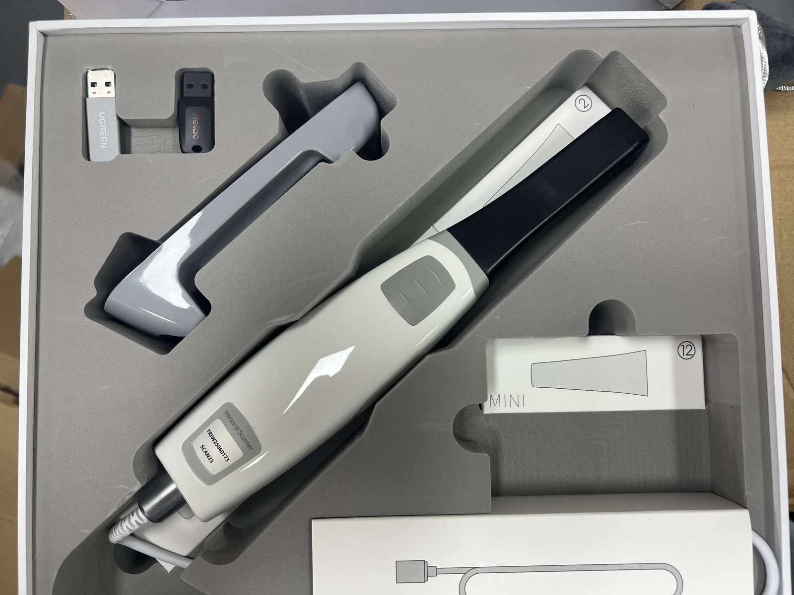 Intraoral Digital Dentistry Scanner W/ Accessories - EXCELLENT!