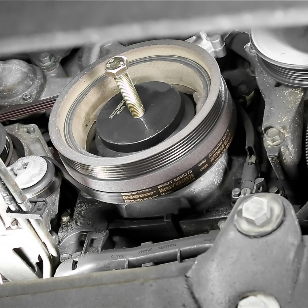 OEMTOOLS 25264 GM Harmonic Balancer Puller, LS Crank Pulley GM, Multi