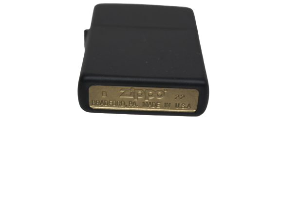 Zippo Regular Matte Pocket Lighter - Black