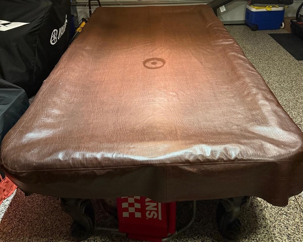 AMF HIGHLAND SERIES LIMITED 8' DIAMOND POOL TABLE