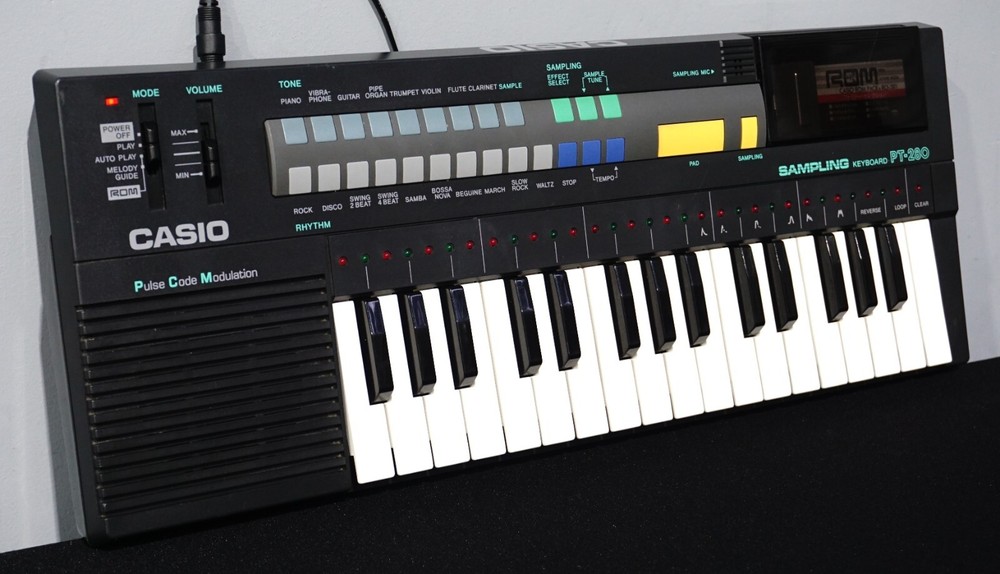 Casio PT-280 Mini Portable Pulse Code Modulation Sampling Keyboard W/ ROM pack
