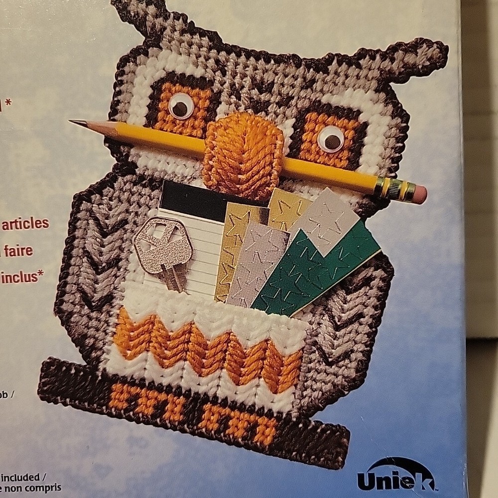 NOS Quick Count OWL POCKET Plastic Canvas Kit