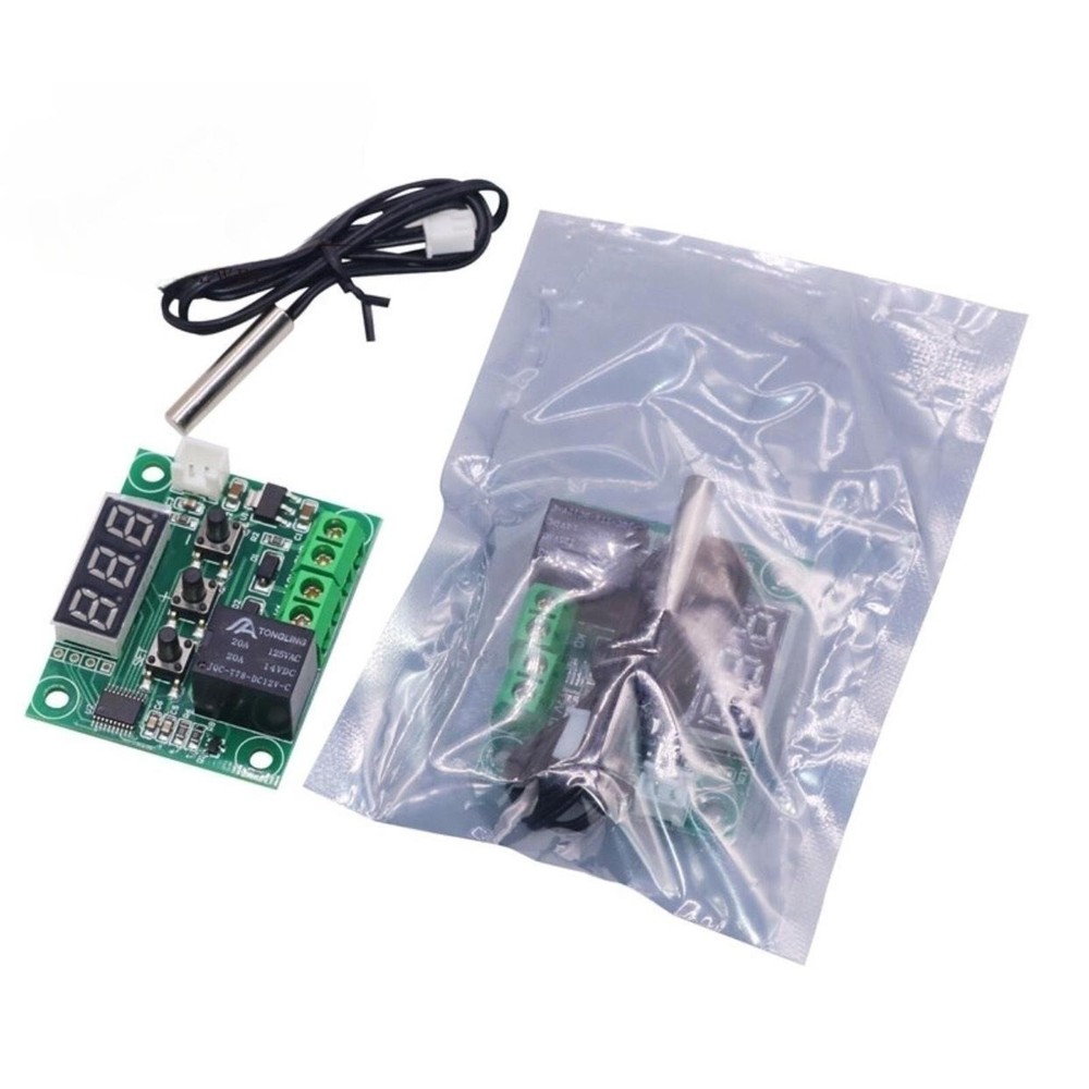 2Pcs XH-W1209 DC12V  Digital Temp Thermostat Temperature Control Switch Plate B