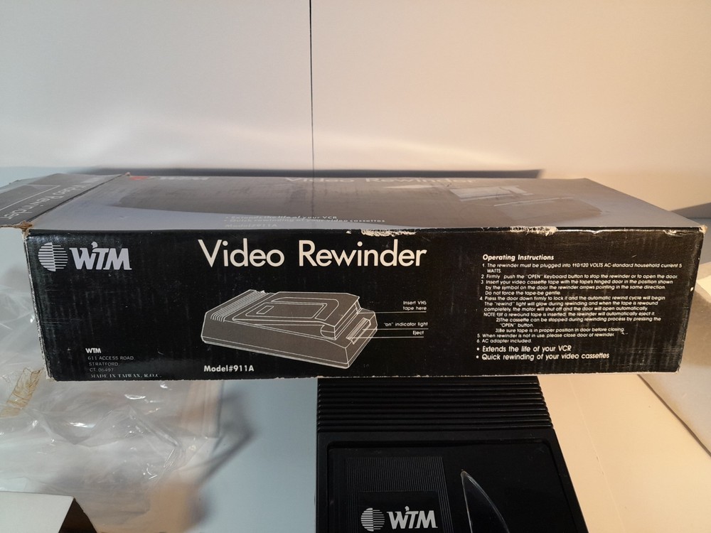 WTM VHS Video Rewinder w/ AUTO STOP & EJECT (Model: 911A) AC Powered DESCRIPTION