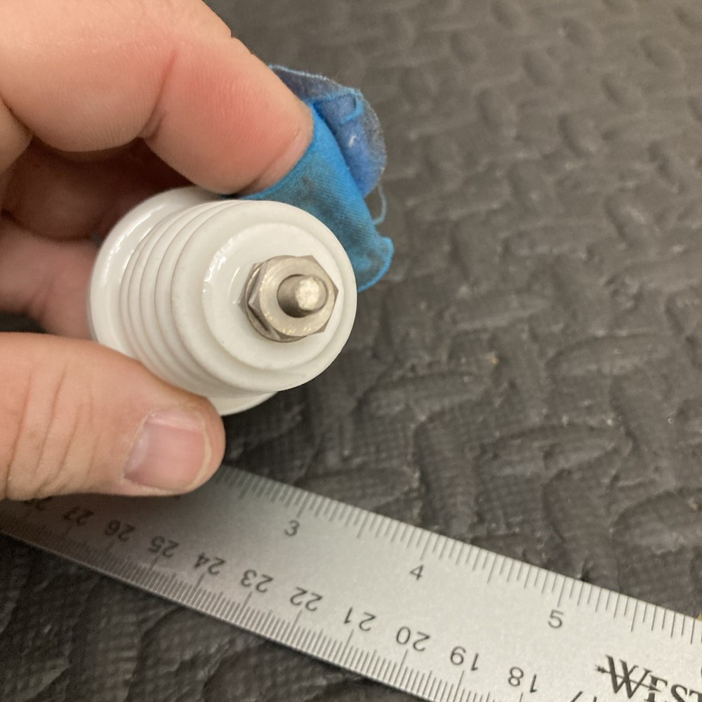 4.25” Insulated Ceramic Feedthru