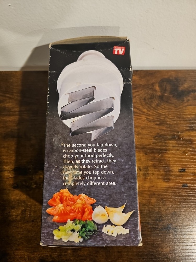 Quick Chop Chef's Kitchen Mate Chop Mince Slice & Dice Fruit/Vegetable Open Box