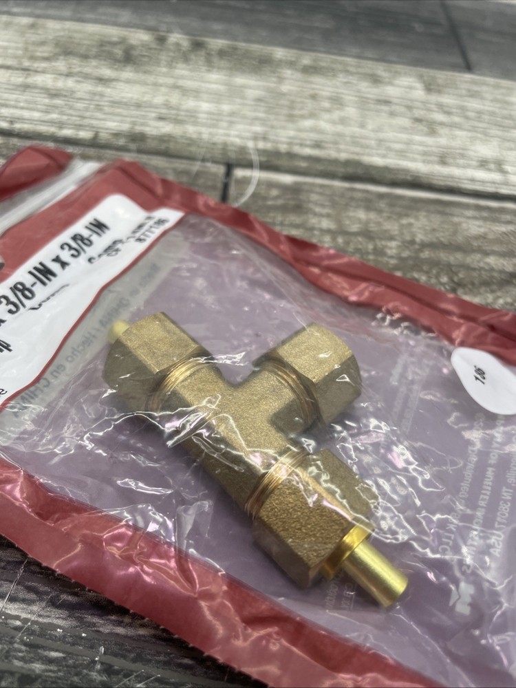 ProLine CP-114NLB Compression Fitting Tee {138}