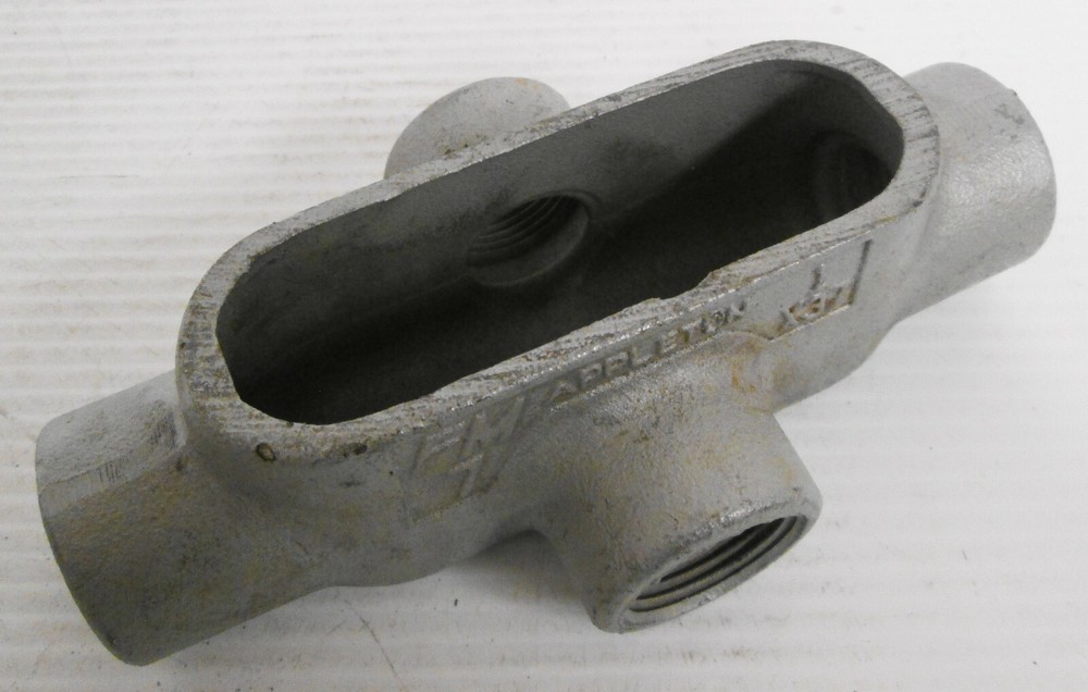 Appleton X37 Conduit Body Form 7 1"