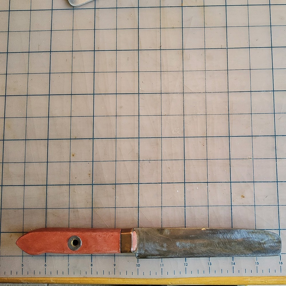 Unusual Utility Knife