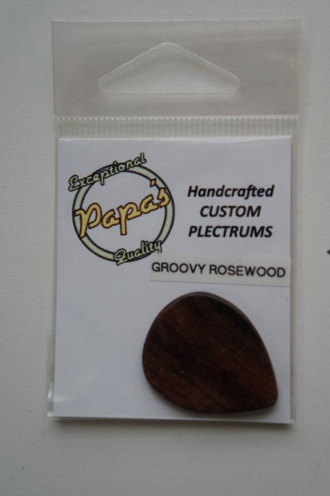 Papas Groovy Rosewood Guitar Pick