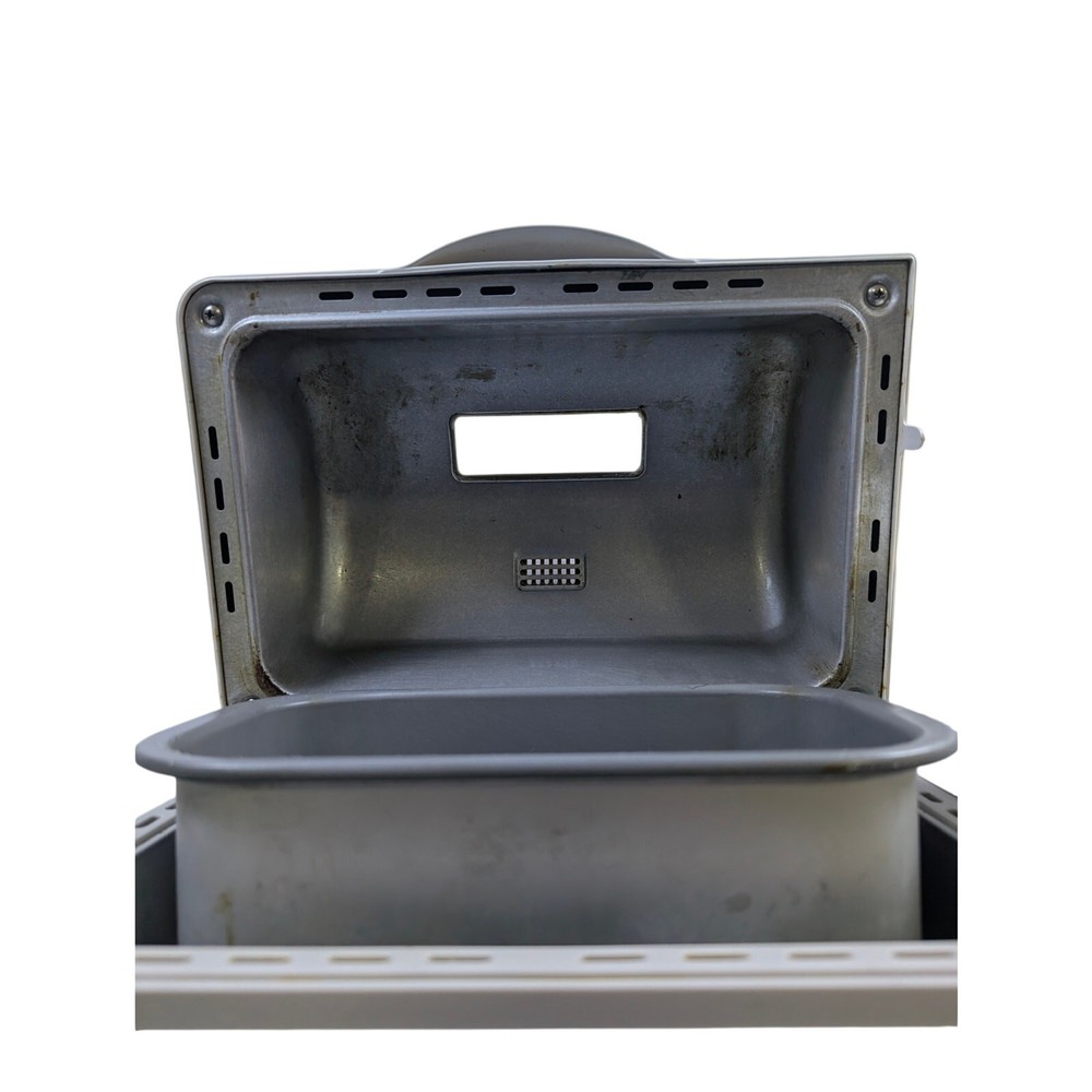 Zojirushi Home Bakery BBCC-V20 Automatic Bread Maker Machine 2lb Double Paddle