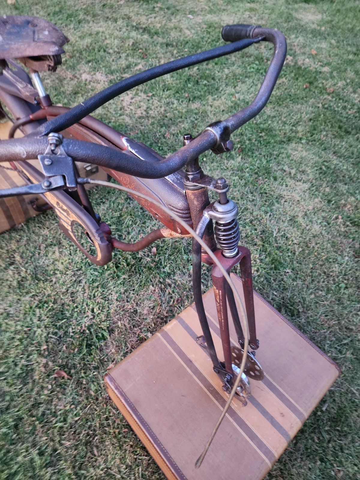 ORIGINAL 50'S COLUMBIA 5 STAR SUPERB BALLOON TIRE BIYCYCLE SPRINGER W/ KEY