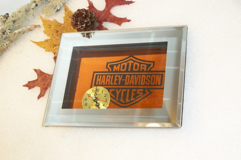 Mirrored Shadowbox HARLEY DAVIDSON Clock 7" X 9"