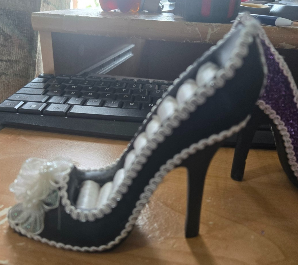 Lot of 4 High Heel Shoe Ring Holders Jewelry Display Fabric Heels Vanity Decor