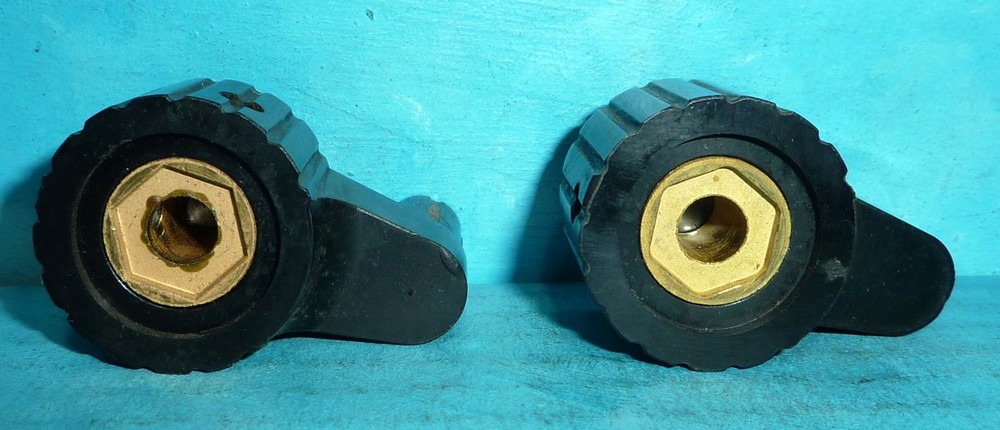 2 Small Spinner Speed Knobs HP 1in Diameter Brass Insert 1/4in Shaft