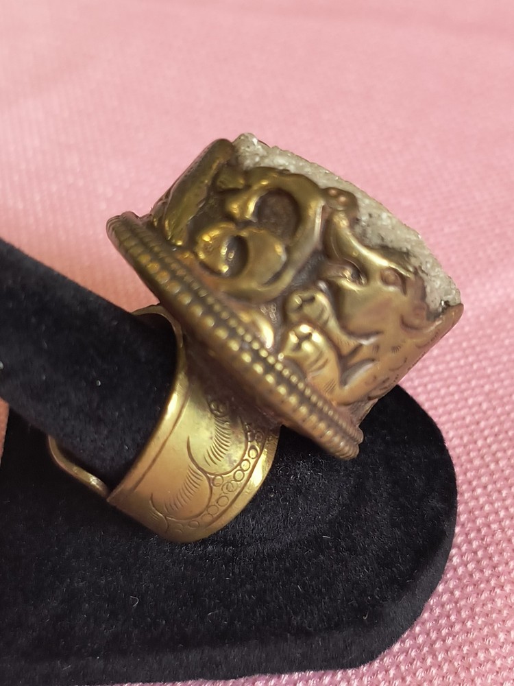 LABRADORITE GEMSTONE TIBETAN DESIGN Statement RING Adjustable