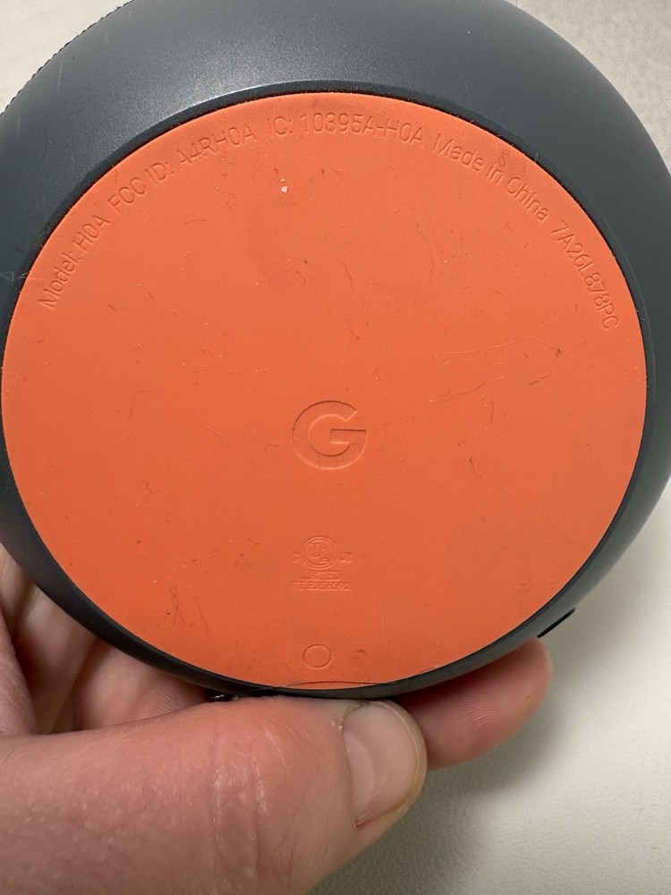 Google Home Mini / Amazon Echo Dot