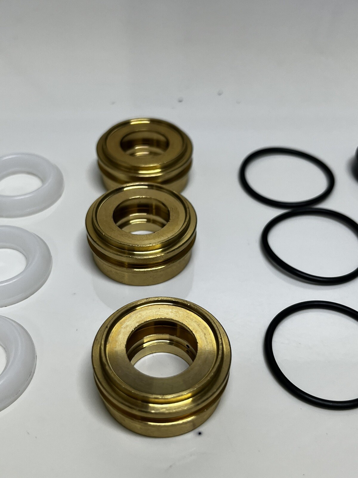 DEWALT DH4240 COMET ZWD PRESSURE WASHER PUMP GUIDE , OIL, & SEAL KIT 5140113-29