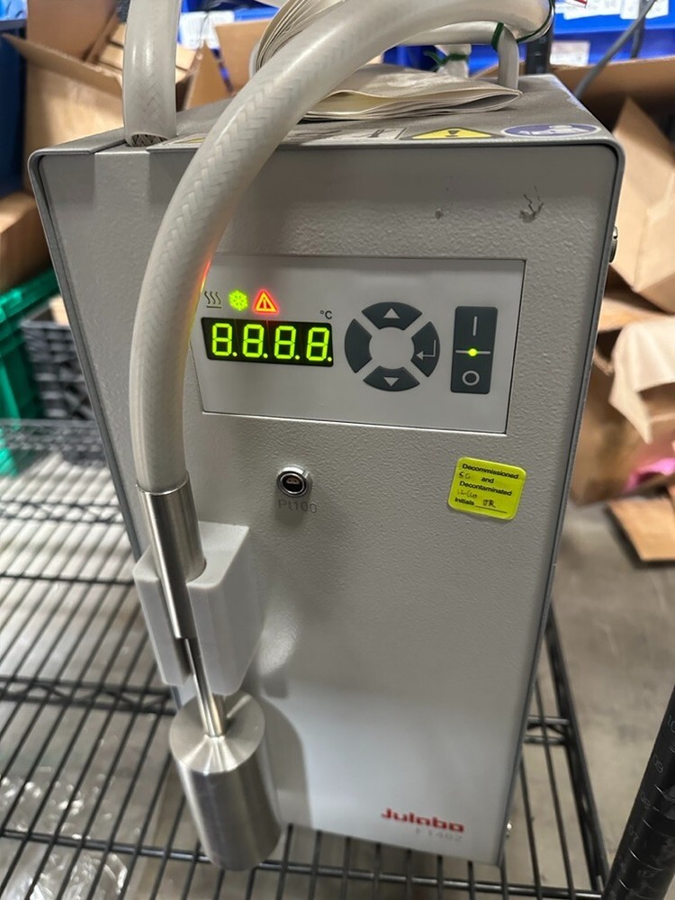 Julabo immersion cooler with probe FT402, temp. range -40 °C (30 °C), AC/DC