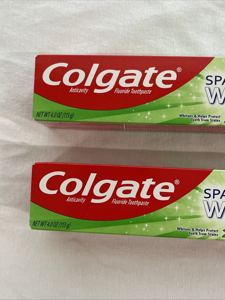 2-Pack Colgate Sparkling White Mint Zing Toothpaste 4oz Whitens & Protects