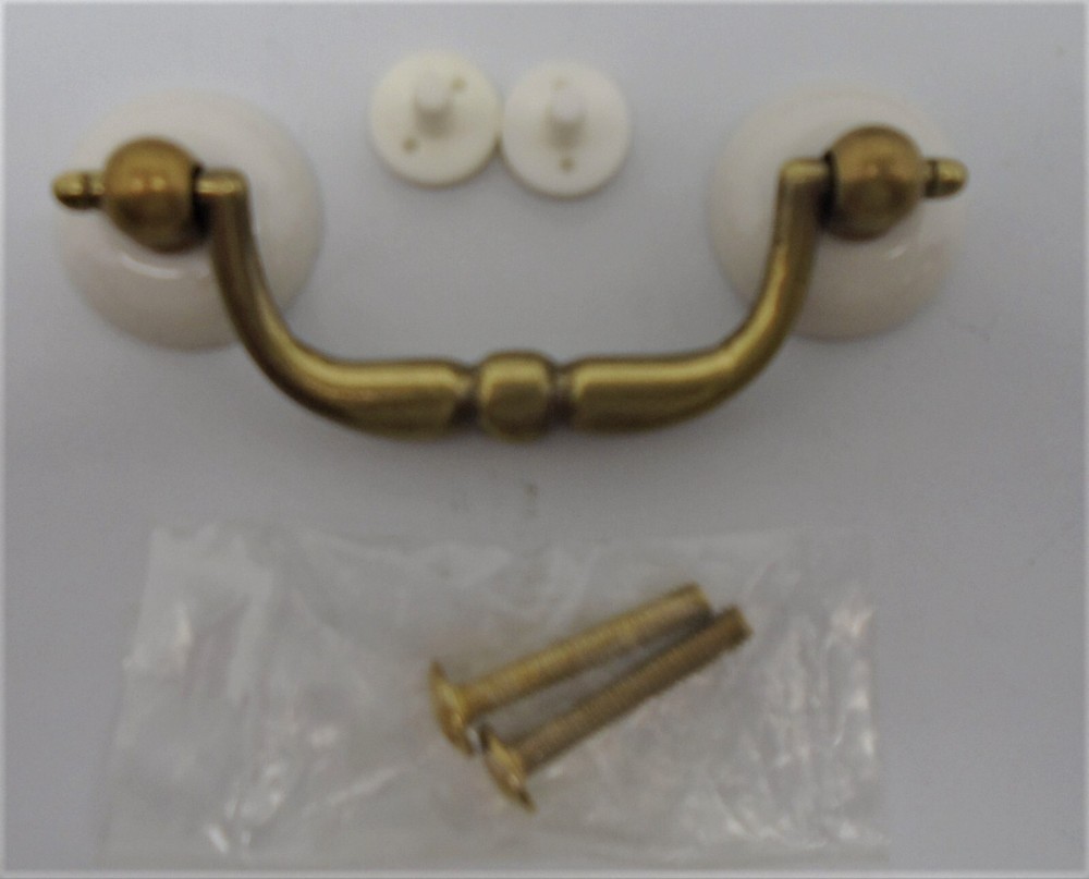 Period Brass A44 2.5" Bail Pull Antique Brass #152A