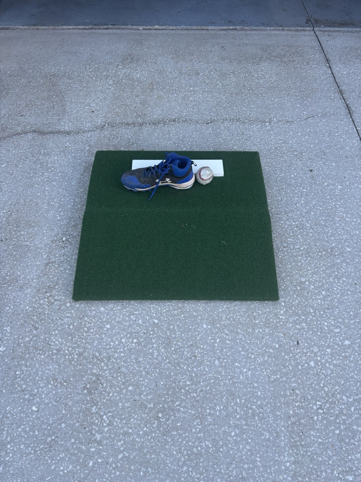 PITCHER PERFECT Portable Pitching Mound