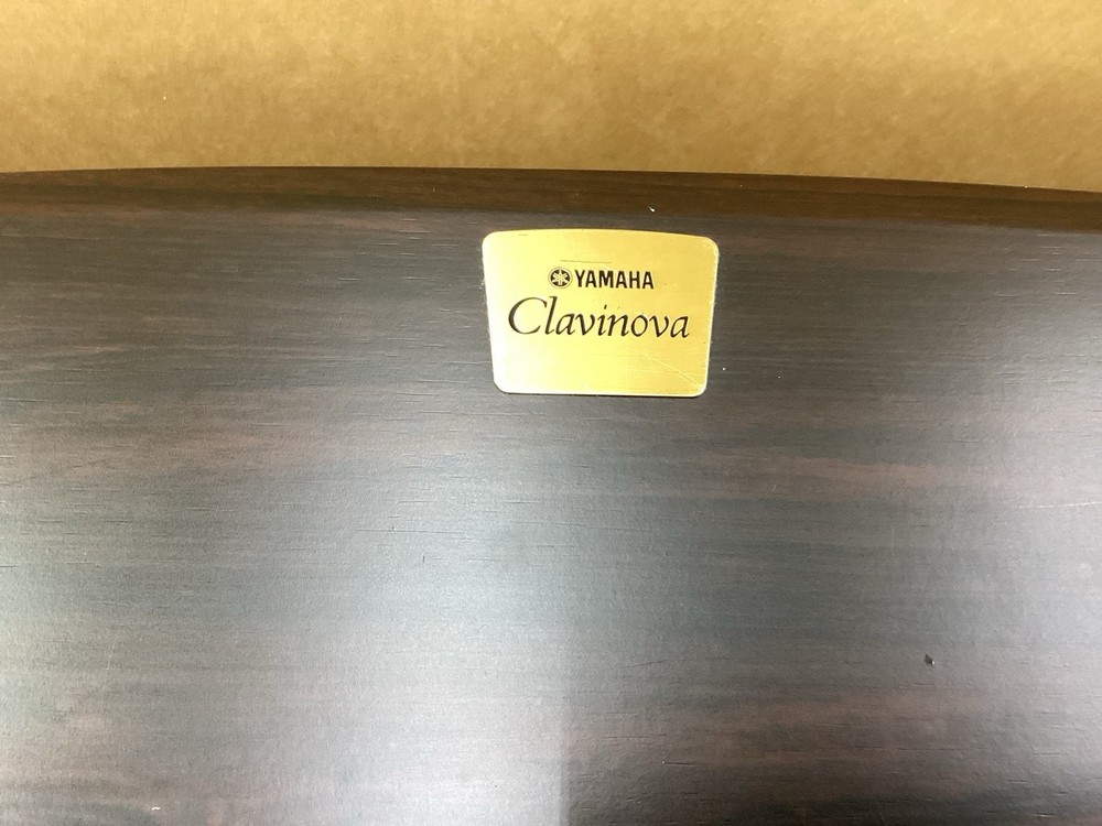 Yamaha Digital Piano Clavinova CVP-207