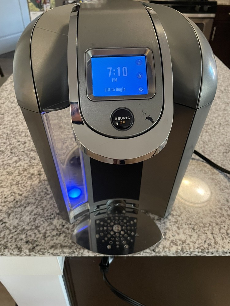Keurig 2.0 K2.0-500  Touchscreen Digital Coffee Maker KCup Brewer Silver