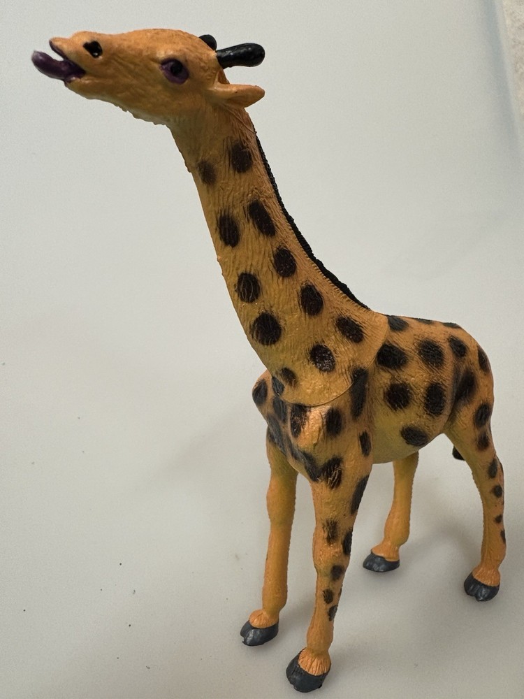 Vintage Realistic Giraffe Plastic Toy