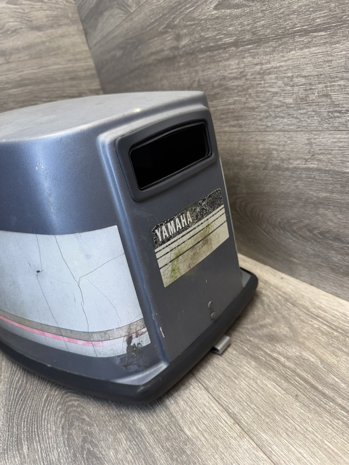 6H7-42610-12-EK Yamaha Outboard 2 Stroke 25HP Top Cowling Hood Pull Start