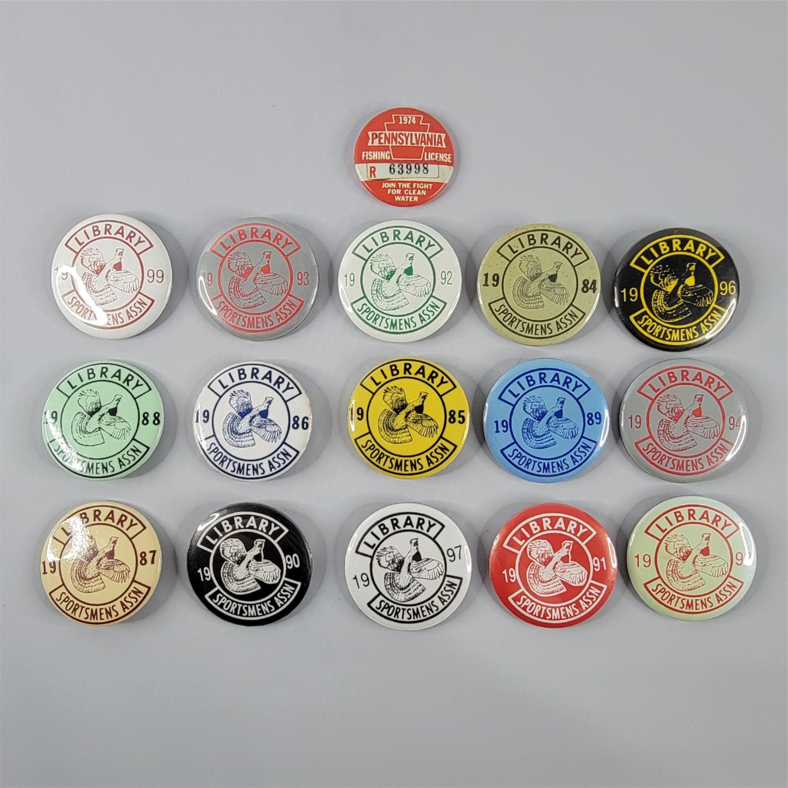 Pennsylvania Fishing License Button Pin 1974-98 Library Sportsmans Assoc Lot x17