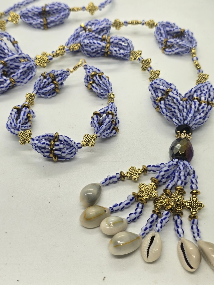 Set de collar e idde orisha Azojano AFIMALLE