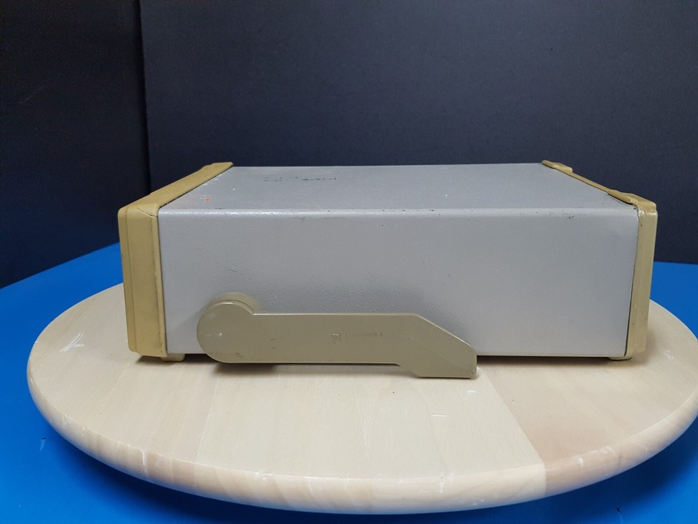 Leader 856 : Multimeter (7923)