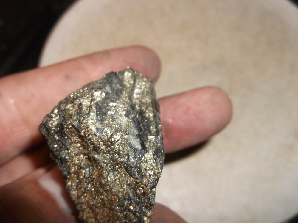 Gold, silver, copper, 62 grams samples ,ore high grade .