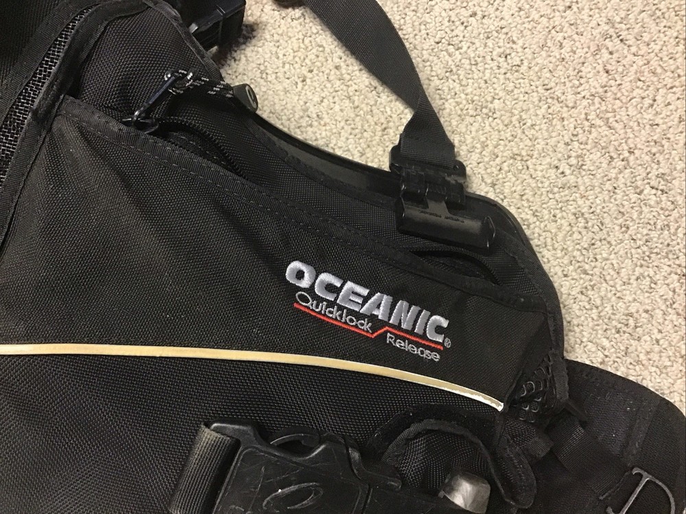 Oceanic BCD Size M-M/L (8-10)