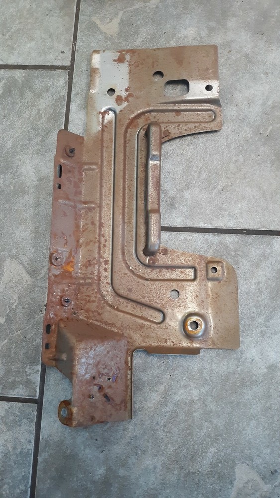 2000-2002 Jaguar Lower Steering Column Dash Knee Well Panel Mounting Frame