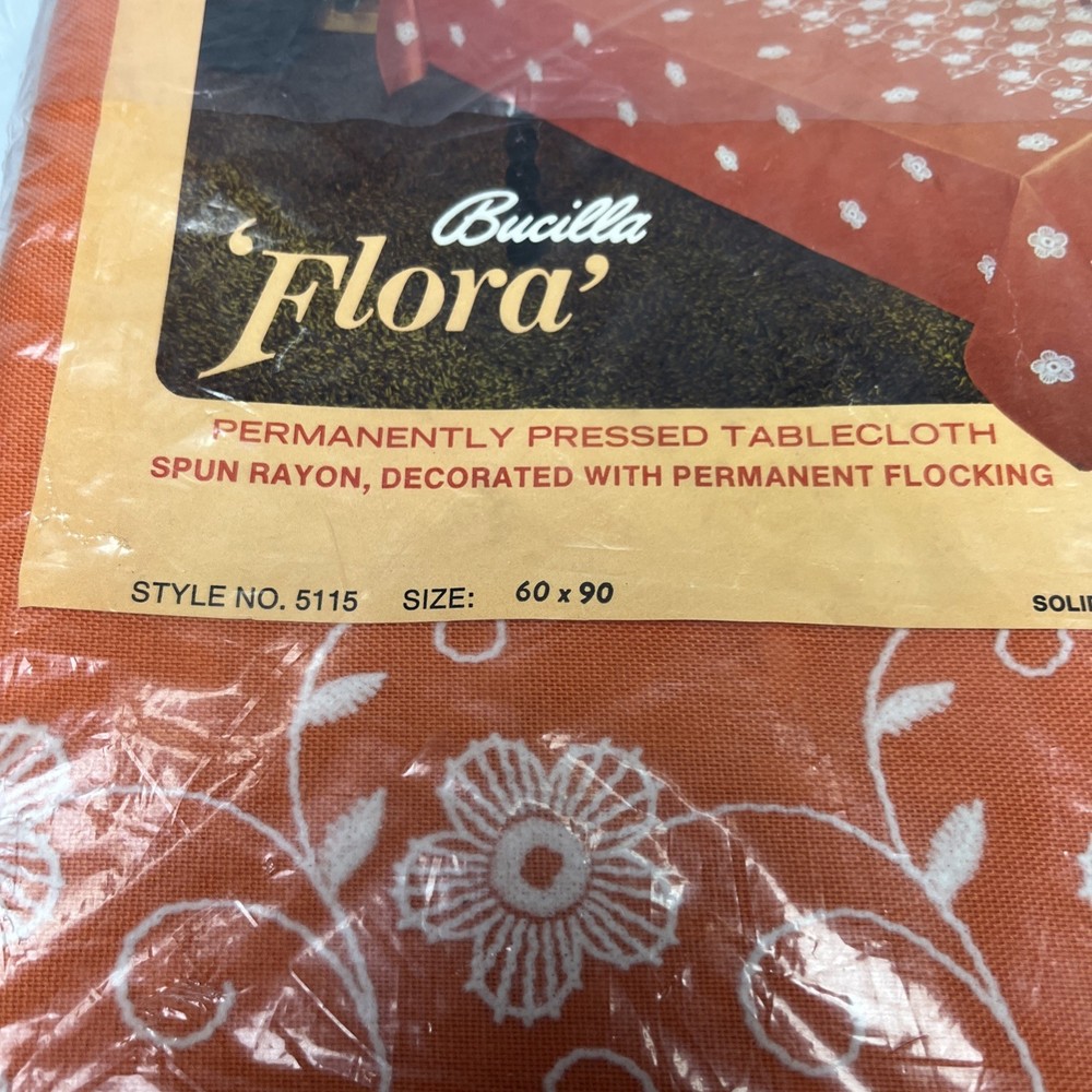Bucilla Flora Tablecloth - 60x90