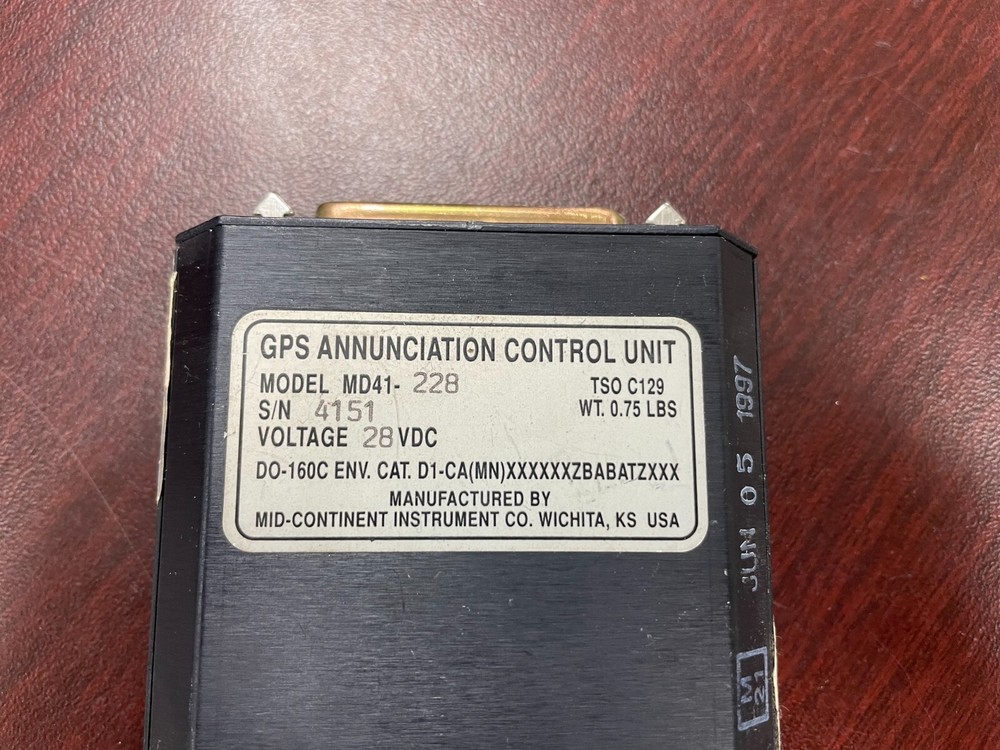 Mid-Continent MD 41-228 GPS Annunciation Control Unit