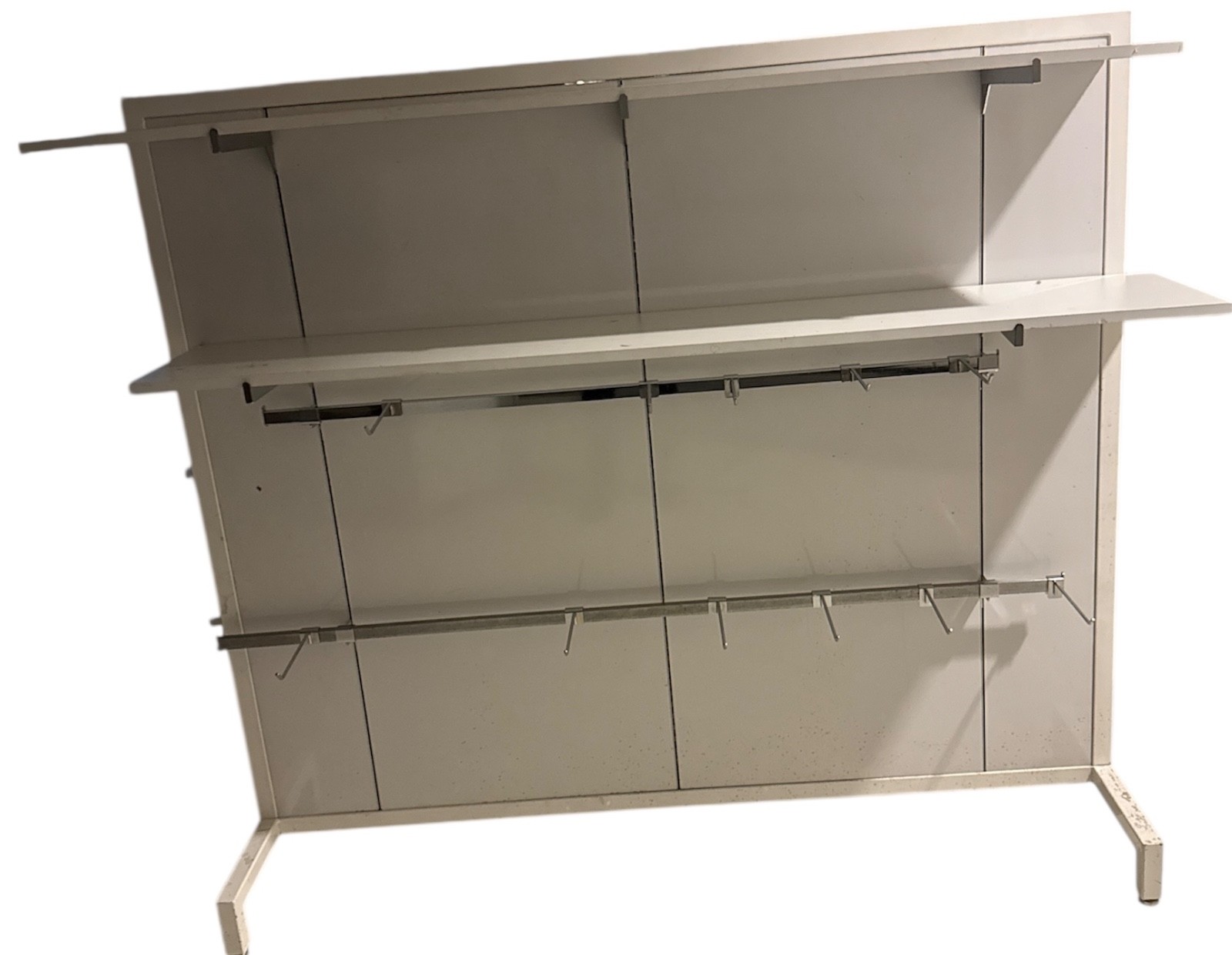 Double-Sided Retail Display Rack with Hooks – Freestanding Store Fixture
