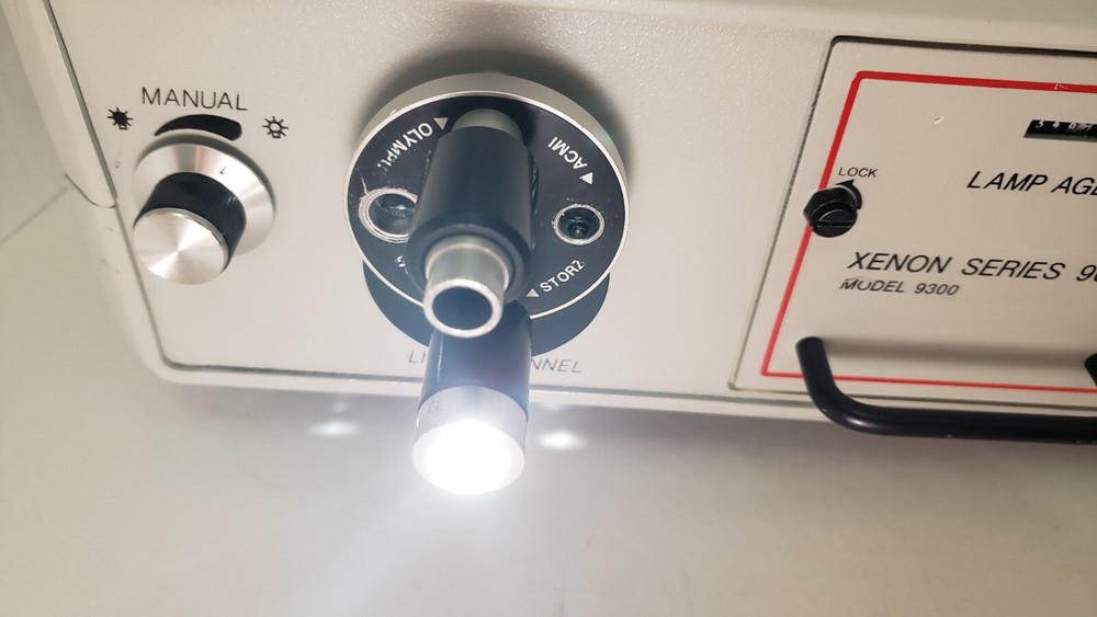 Luxtex 9300 Series 9000 Model Light Source with Power Cord