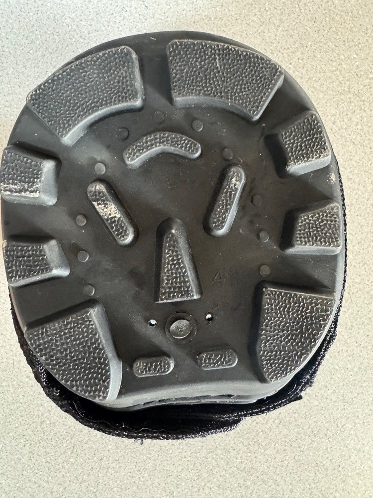 Easyboot Trail Size 4 — BRAND NEW!