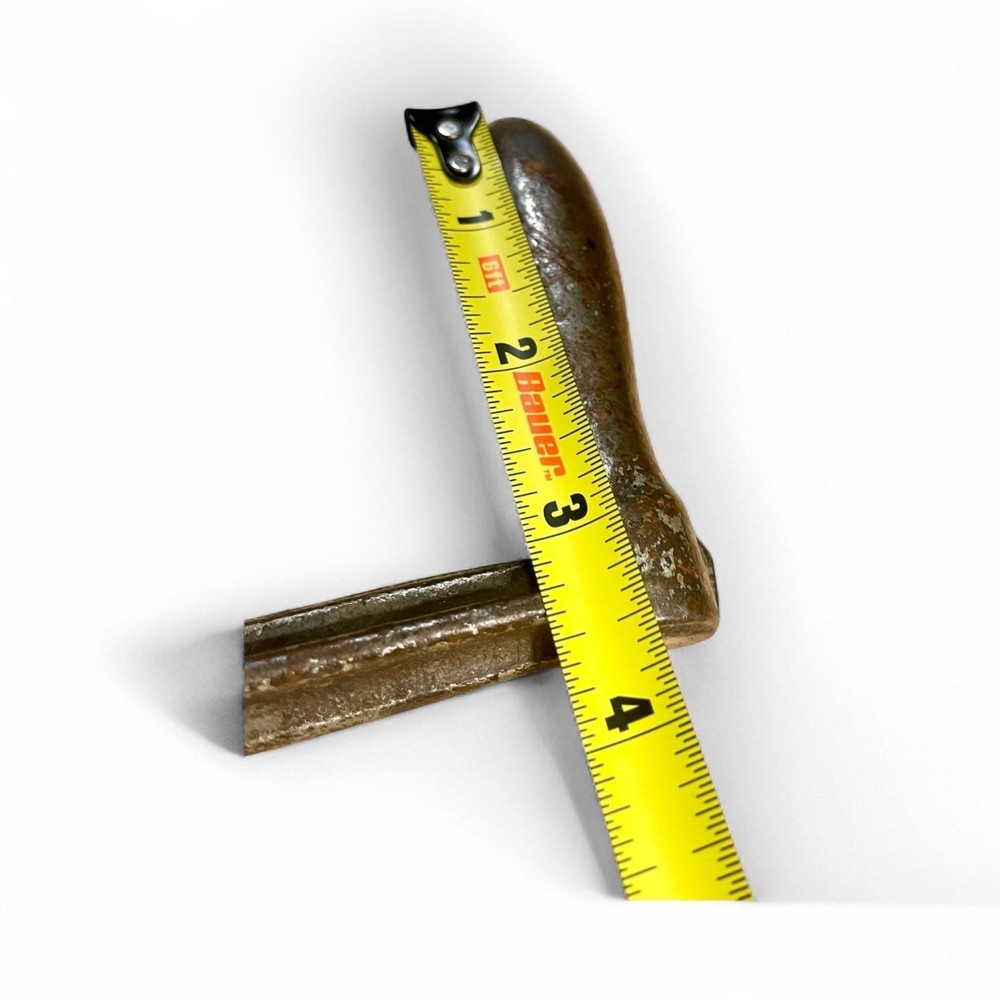 Antique Engine Hand Crank Rustic Tool Milling Machine Vise (C3)