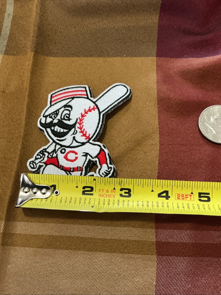Cincinnati Reds Embroidered Iron On Patch