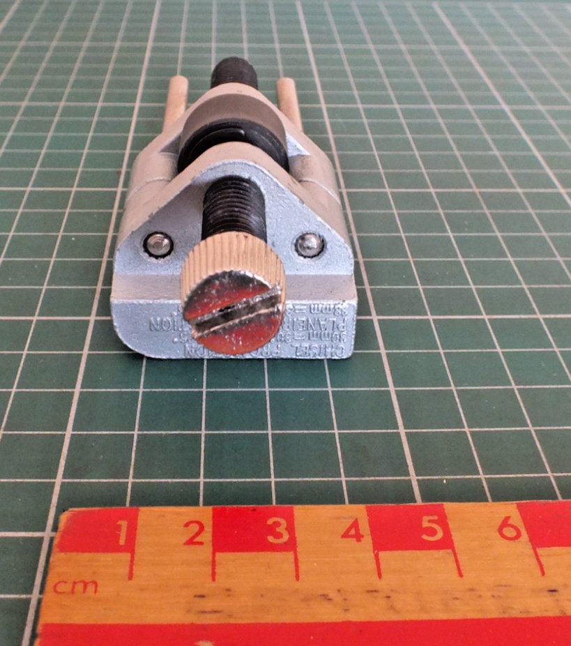 CHISEL HONE / SHARPENER VINTAGE TOOL ( REF A )