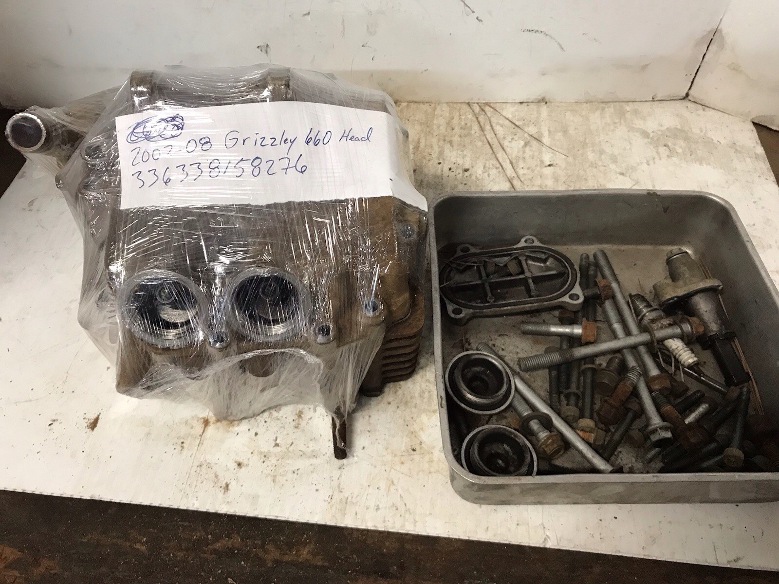 2002-08 Yamaha GRIZZLEY 660 OEM Cylinder Head 5KM-11101-01-00 CAM & ROCKER COVER